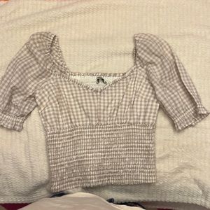 abercrombie tan gingham puff sleeve top